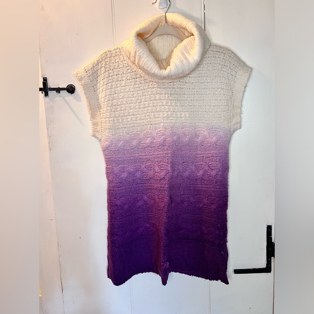 Kensie cream and purple ombré long sweater/ sweater dress. Size medium.